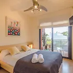 Cala Boadella Bliss شقة